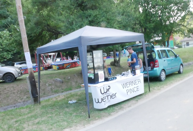 P1260792-crop.JPG