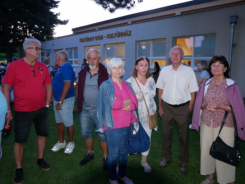 P1250108-crop.JPG