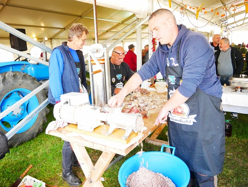 P1270618-crop.JPG